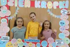 Dzień Kropki w najmłodszych klasach - fotorelacja 